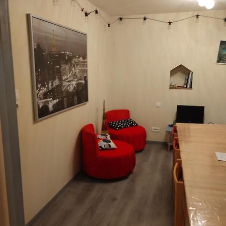 Chey Mybam, Agreable Maison Au Centre De Selestatヴィラ エクステリア 写真